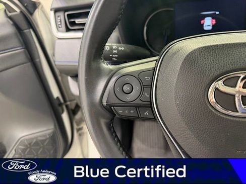 Used 2022 Toyota RAV4 XSE AWD/4WD image 11