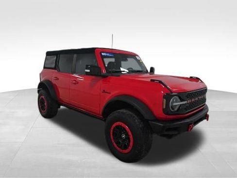 Used 2021 Ford Bronco Wildtrak image 3