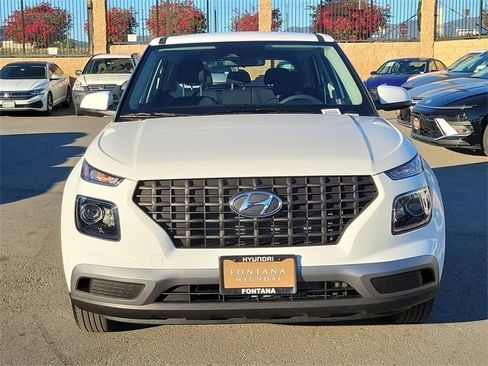 New 2026 Hyundai Venue SE image 24