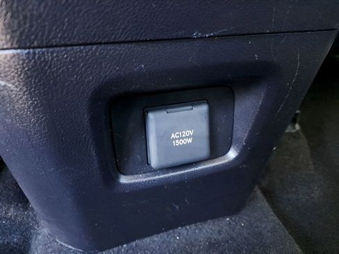 Used 2024 Toyota Grand Highlander Limited image 12