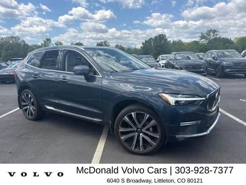 Used 2023 Volvo XC60 B5 Ultimate w/ Climate Package AWD/4WD image 4