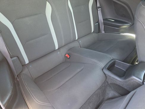 Used 2016 Chevrolet Camaro LT w/ Technology Package RWD image 11