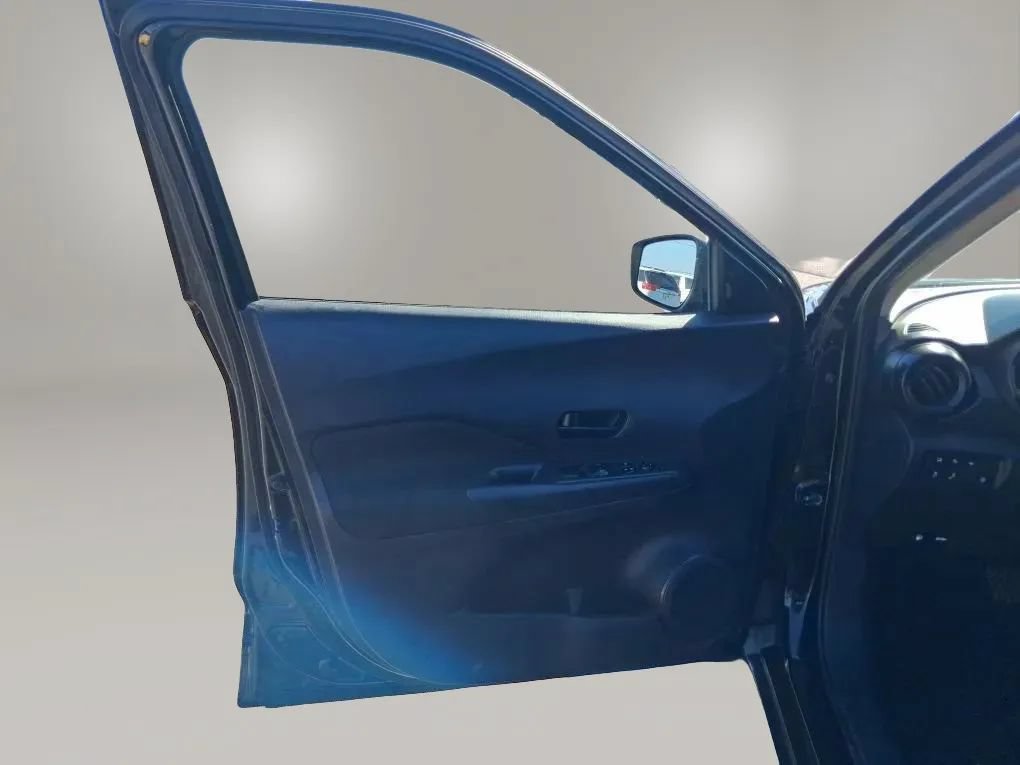 Used 2024 Nissan Kicks S FWD image 18