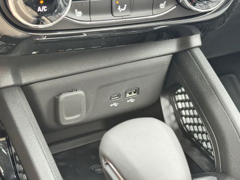 New 2026 Chevrolet TrailBlazer LT w/ Convenience Package FWD image 14