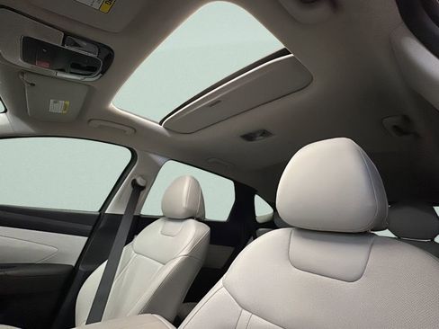 Certified 2025 Hyundai Tucson SEL image 11