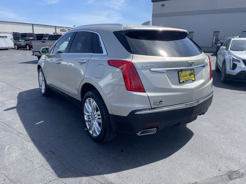 Used 2017 Cadillac XT5 Premium Luxury w/ Driver Assist Package AWD/4WD image 6