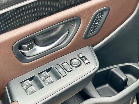 Used 2024 Honda Pilot Elite image 18