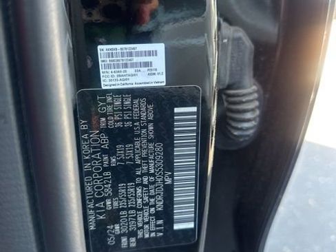 Used 2025 Kia Sorento EX w/ EX Panoramic Sunroof Package image 6