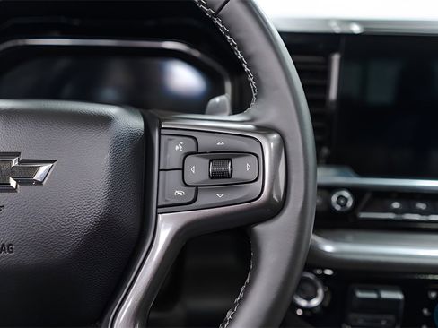 Used 2025 Chevrolet Silverado 1500 High Country w/ Midnight Edition image 12