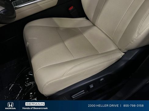 Used 2022 Lexus RX 350L Premium w/ Premium Package AWD/4WD image 19