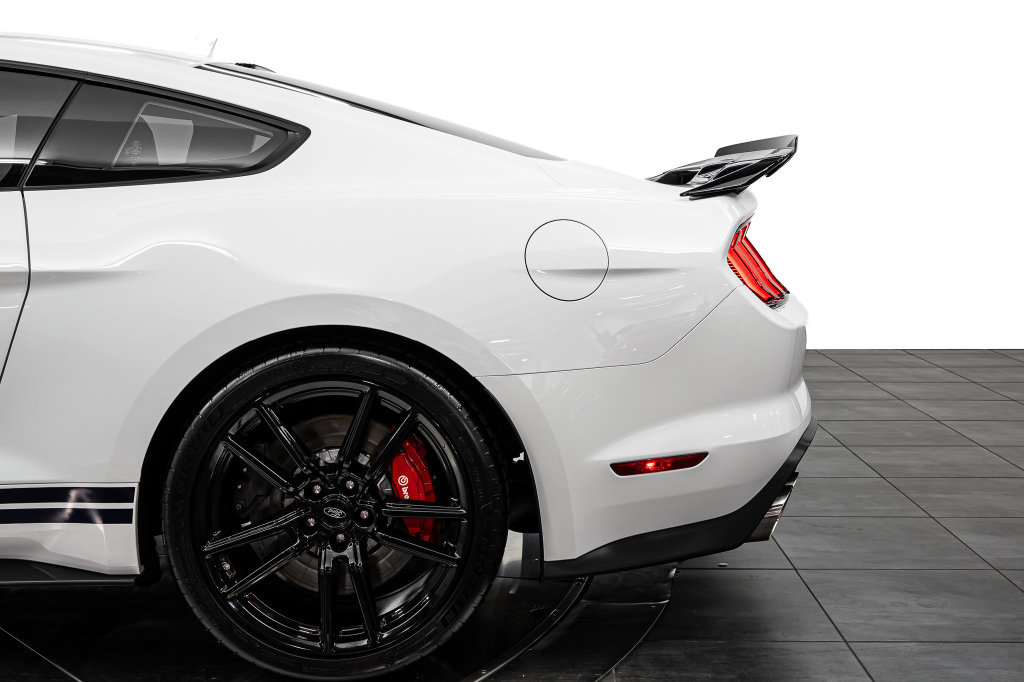 Used 2022 Ford Mustang Shelby GT500 w/ Technology Package RWD image 17
