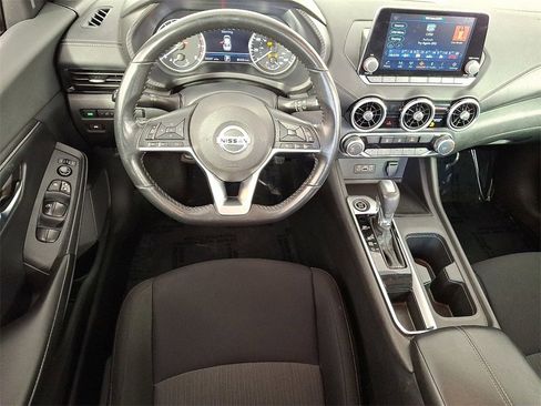 Used 2022 Nissan Sentra SV image 10