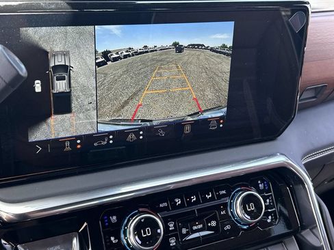 New 2026 GMC Sierra 3500 Denali Ultimate AWD/4WD image 15