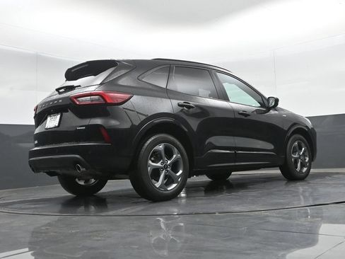 Used 2023 Ford Escape ST-Line w/ Tech Pack #1 AWD/4WD image 36