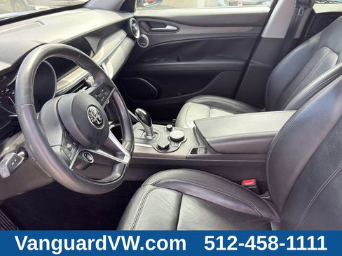 Used 2018 Alfa Romeo Stelvio Ti AWD/4WD image 13