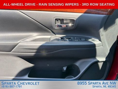 Used 2015 Mitsubishi Outlander GT AWD/4WD image 13