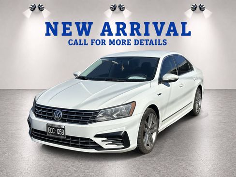 Used 2017 Volkswagen Passat 1.8T R-Line FWD image 2