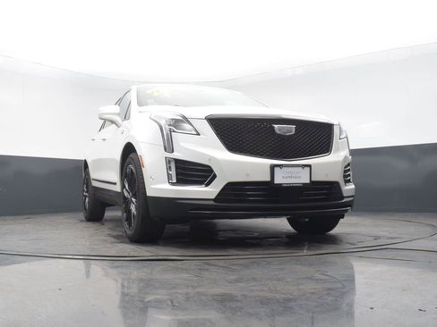 Used 2022 Cadillac XT5 Sportv w/ LPO, ONYX Package image 48