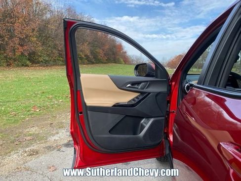 New 2026 Chevrolet Equinox ACTIV AWD/4WD image 13