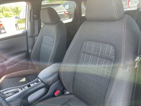 Used 2024 Honda HR-V Sport image 9