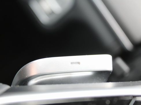 Used 2024 Mercedes-Benz GLE 350 4MATIC image 28