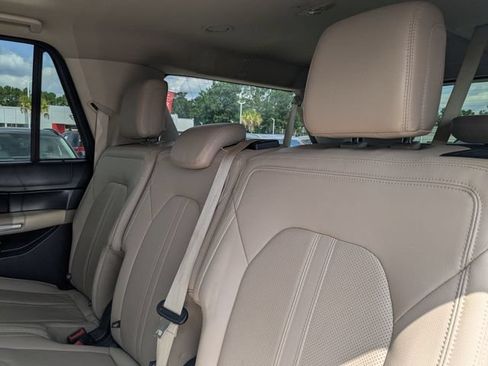 Used 2024 Ford Expedition Max Limited AWD/4WD image 27
