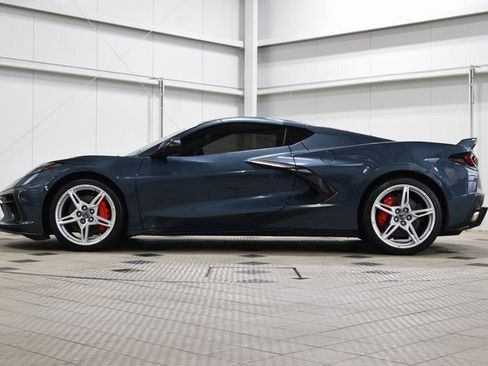 Used 2020 Chevrolet Corvette Stingray Preferred Cpe w/ 2LT Preferred Equipment Group image 4