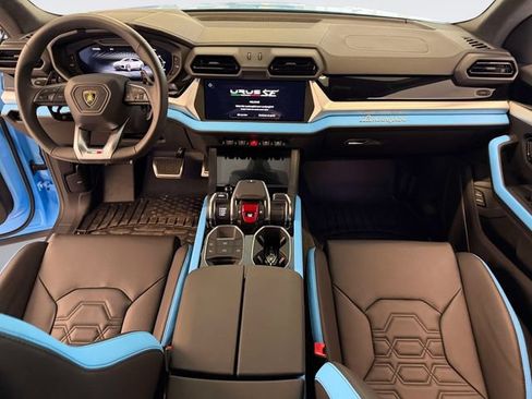 Used 2025 Lamborghini Urus S AWD/4WD image 13