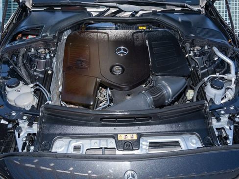 Used 2022 Mercedes-Benz C 300 Sedan image 37