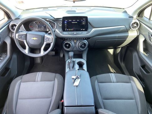 Used 2025 Chevrolet Blazer LT FWD image 48