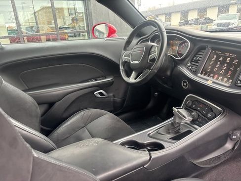 Used 2016 Dodge Challenger R/T Scat Pack image 11