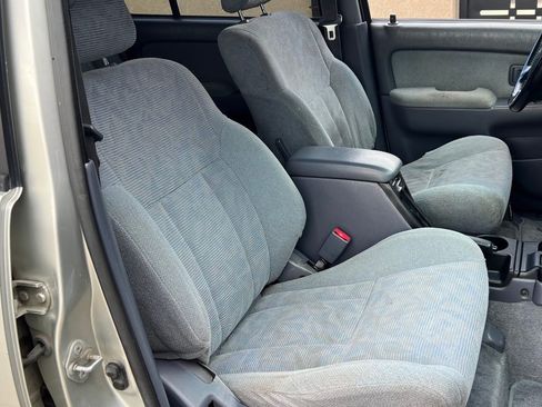 Used 1999 Toyota 4Runner SR5 AWD/4WD image 3