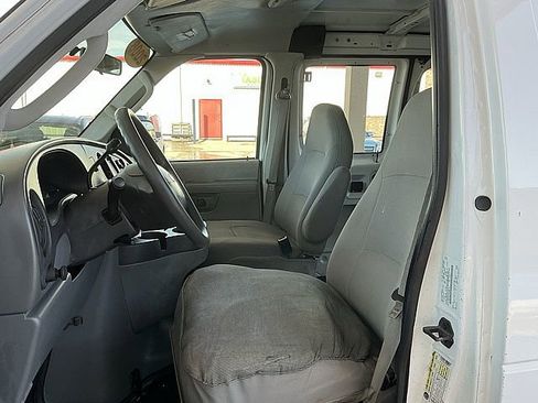 Used 2008 Ford E-250 and Econoline 250 E250 VAN image 17