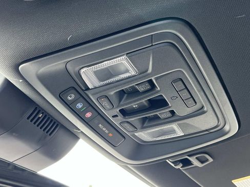 New 2026 GMC Sierra 1500 AT4 w/ AT4 Premium Package AWD/4WD image 31