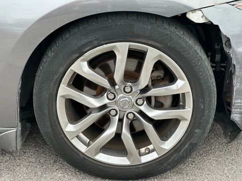 Used 2014 Nissan 370Z Coupe image 16