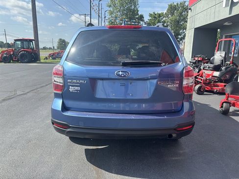 Used 2016 Subaru Forester 2.5i Premium w/ All-Weather Package AWD/4WD image 5