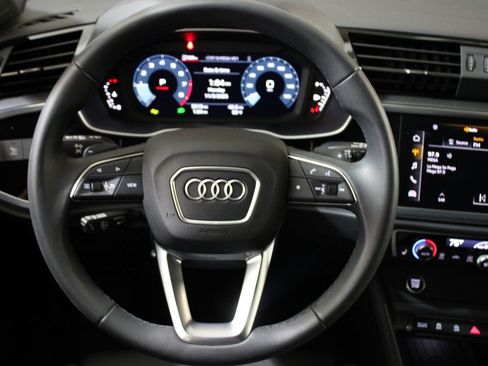 Certified 2025 Audi Q3 2.0T Premium w/ Convenience Package image 14