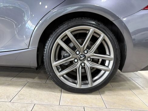 Used 2018 Lexus IS 300 AWD image 40