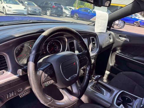 Used 2019 Dodge Charger R/T w/ Plus Group RWD image 18