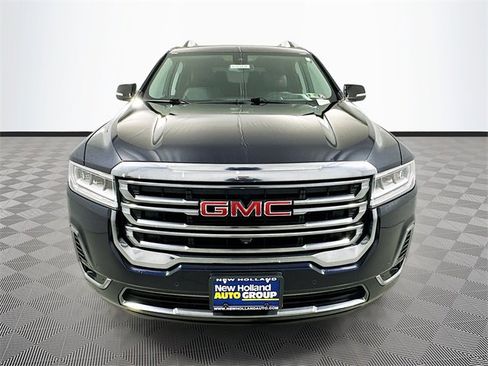 Used 2022 GMC Acadia AT4 w/ Technology Package image 2