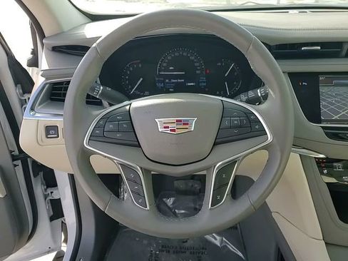 Used 2017 Cadillac XT5 Premium Luxury w/ LPO, Wheel Lock Package image 16