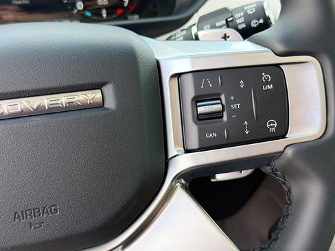 New 2026 Land Rover Discovery Dynamic SE AWD/4WD image 40