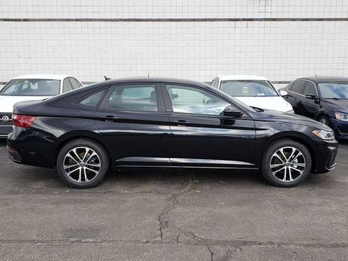 New 2026 Volkswagen Jetta Sport FWD image 2