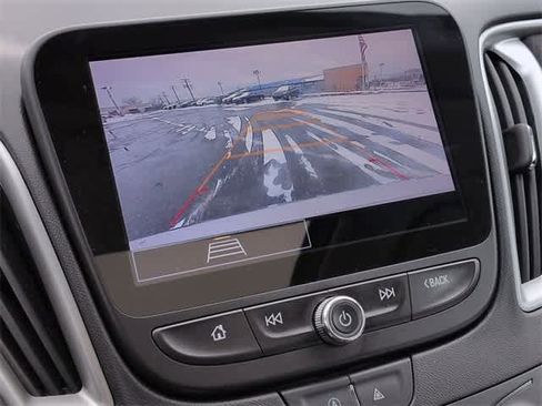 Used 2023 Chevrolet Malibu LT image 31