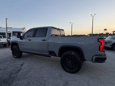 Used 2024 Chevrolet Silverado 2500 LTZ w/ LTZ Plus Package AWD/4WD image 7