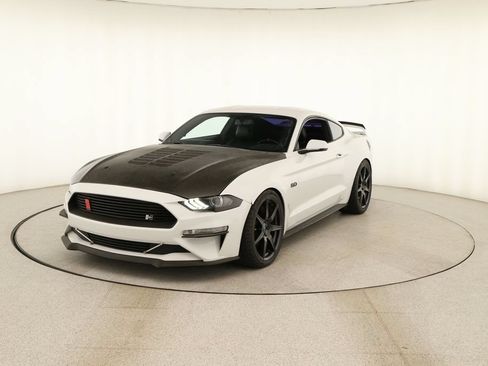 Used 2019 Ford Mustang GT Premium w/ GT Performance Package RWD image 12