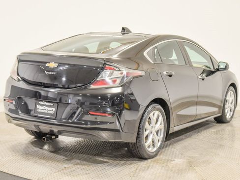 Used 2017 Chevrolet Volt Premier w/ Driver Confidence II Package image 11