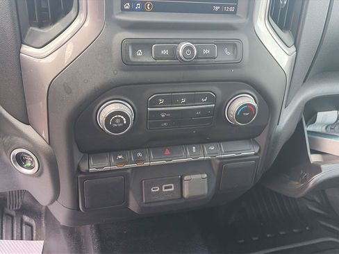 Used 2022 Chevrolet Silverado 1500 W/T RWD image 19