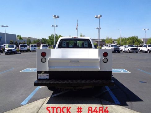 Used 2016 Ford F250 XL w/ Power Equipment Group RWD image 5