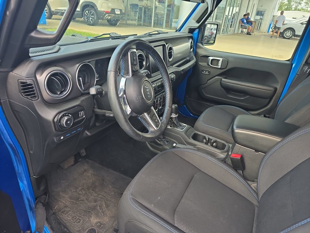 Used 2023 Jeep Wrangler Unlimited Rubicon 4xe w/ Steel Bumper Group AWD/4WD image 12